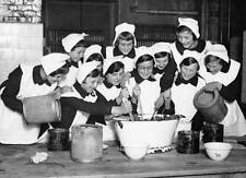 Little girls from the Foundlings Hospital orphanage prepare Christ - Old Photo picture