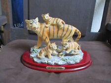 The Crosa Collection 1997 Large Resin Tiger Family Figurine picture