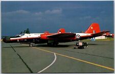 Airplane English Electric Canberra B.6 AH953 RAE Bedford RAF Fairford Postcard picture