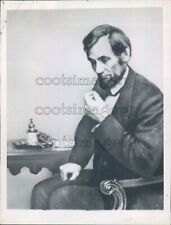 1961 Press Photo Beloved American President Abraham Lincoln Deep in Thought picture
