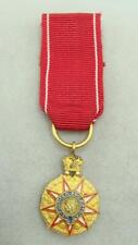 Vintage Society of Colonial Wars 1607-1775 - Miniature Lapel Medal & Ribbon picture