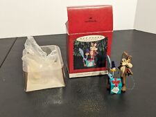 Road Runner and Wile E. Coyote Hallmark Keepsake Ornament Looney Tunes 1994 NEW picture