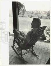 1979 Press Photo Evangelist Billy Graham relaxing at Montreal home - lrb23577 picture