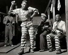 1941 Convicts Enjoying Music at GEORGIA JAIL  Photo   (196-j) picture