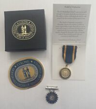 Honorable Order of Kentucky Colonels 2011 Pin Medal of Distinction Sticker Lot picture