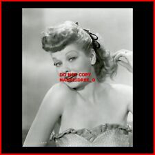 LUCILLE BALL IN CUTE FLIRTY POSE  1947 PORTRAIT  LURED 8X10 PHOTO picture