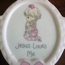 Precious Moments Jesus Loves Me Cross Girl  Baptism Communion Easter Birth picture