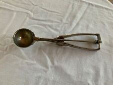 Antique Gilchrists #30 Ice Cream Scoop Squeeze Handle Size 20 Bowl picture