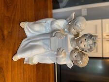 Lladro Porcelain Figurine 4542 Three Angels Singing Choir Boys, mint condition picture
