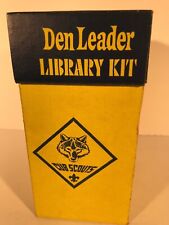 Vintage Boy Scouts of America 1973 DEN LEADER Library Kit Cub Scouts Retro NEAT picture