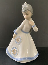 Zaphir (Lladro) 7” Tall  Figurine Girl.  VTG Rare Auction Find. picture