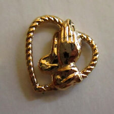 NOS NWOT TINY Goldtone CHRISTIAN PRAYING HANDS HEART True Vtg 70s pin pinback picture