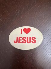 Vintage I love Jesus oval button/pin picture
