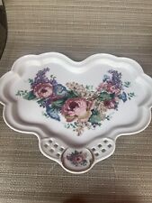 ELIZABETH ARDEN FLORAL HEART SHAPED VANITY TRAY picture