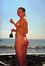 2000s Young Sweet Woman Curvy Lady Eating Grapes Swimsuit Sea Vintage Photo picture