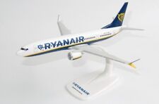 Ryanair Boeing 737 MAX 8 EI-HGT 1/200 scale aircraft desk model NEW PPC picture