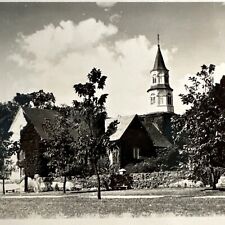 VINTAGE PHOTO Bruton Parish Episcopal Church Williamsburg Virginia VA Snapshot picture