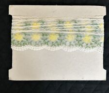 4 yards SCALLOPED Edge Lace Yellow Green White Floral 3.75