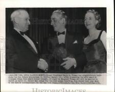 1956 Press Photo Harry S. Truman, daughter Margaret and fiance E. Clifton Daniel picture