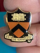 Princeton university badge Lapel Pin EUC K541 picture