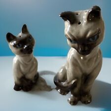 Ceramic Arts Studio Siamese Cat and Kitten Salt and Pepper Shaker Set 1951 USA picture