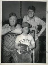 1959 Press Photo William Frawley, Stephen Wootten & Dan Duryea in 