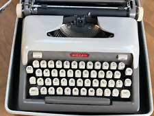Royal Futura 800 Portable Manual Typewriter & Hardshell Case Two-Tone Gray picture