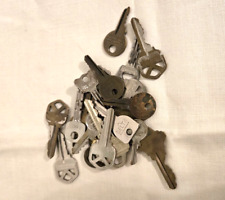 Lot of 22 Old Keys Schlage Master Lock Kwikset Cole Unican & more hobbies crafts picture