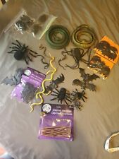 Huge Lot Rubber Spiders, Snakes, Worms, Roaches, Halloween Creepy Crawlies Props picture