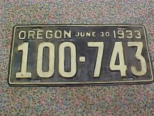 Vintage 1933 Oregon License Plate Sold as Found picture