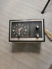 Vintage 1976 GE Clock Radio Alarm Model 7-4725 Beige Tested & Works picture
