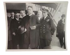 1919 Press Photo Prince Edward of Wales + Bishop By Ship Arrival USA RRP223 picture