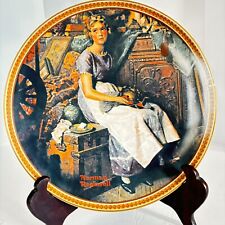 Knowles Norman Rockwell’s “Dreaming In The Attic” Collector Plate 5524J picture
