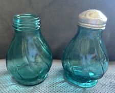 Vintage Jeannette Petal Swirl Ultramarine Blue Green Salt Pepper Shakers 3.5 picture