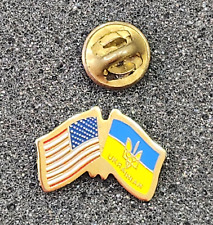 Ukrainian USA Friendship Crossed Flag Patriotic Gold Tone Enamel Lapel Pin Badge picture