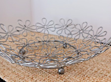 Retro Wire Metal Daisy Pattern Centerpiece Fruit Bowl Silver Tone Footed picture