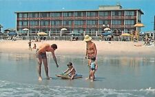 Virginia Beach VA Holiday Sands Motor Inn Resort Motel Chrome 117813 Postcard picture