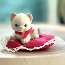 VTG Hallmark 1982 Merry Miniature Kitten On Heart/Lace Satin Pillow Collectible picture