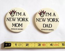 VINTAGE 1980s I'M A NEW YORK MOM & DAD BUTTON SET PENGUIN 1987 NYC BOOK FAIR PIN picture