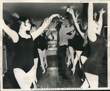 1970 Press Photo Joseph Giacobbe Coaches During Delta Festival Ballet Rehearsal picture