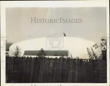 1958 Press Photo Dome like covering at Chuck Thompson's swim school in Palo Alto picture