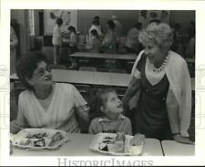 1987 Press Photo Celebrating Grandparents Day at St. Dominic School - noc32539 picture