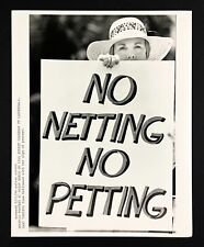 1990 Ft Lauderdale FL Ocean World Dolphin Protest Animal Rights VTG Press Photo picture