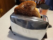Vintage Toastmaster Pop Up Single Slice Toaster - Model 1A6 Works Great picture