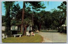 Vintage Postcard FL Gainsville Hil Top Motor Court c1952 People Chrome ~8665 picture