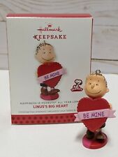 Hallmark Linus's Big Heart Valentine Holiday Ornament Peanuts picture