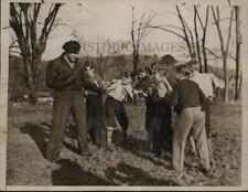 1935 Press Photo Boys Visiting Camp of Boxer Pauline Uzcudun, Orangeburg, NY picture