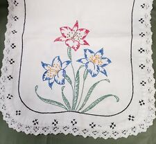 Vintage Hand Embroidered Floral Lilies Dresser Scarf Table Runner 36