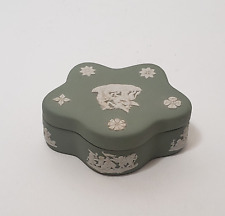 Wedgwood England Green Neo Classical Covered Dresser Trinket Box w/Pegasus READ picture