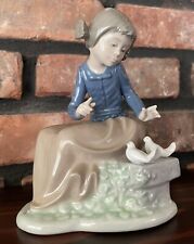 NAO Lladro “Ever So Gently” Seated Girl with Doves Porcelain Figurine 1988 MINT picture